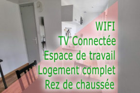 Studio en rez-de-chaussée - Le petit Château Avesnois - TV - WIFI - Logement Entier